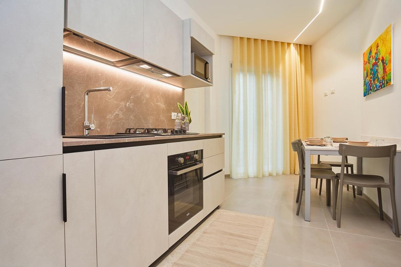 Porta Del Golfo Apartments & Suites Castellammare del Golfo Ngoại thất bức ảnh