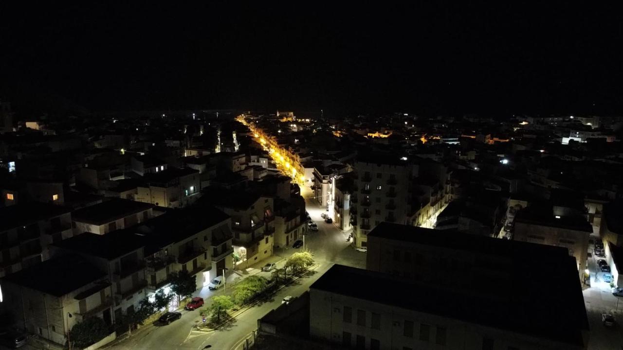 Porta Del Golfo Apartments & Suites Castellammare del Golfo Ngoại thất bức ảnh