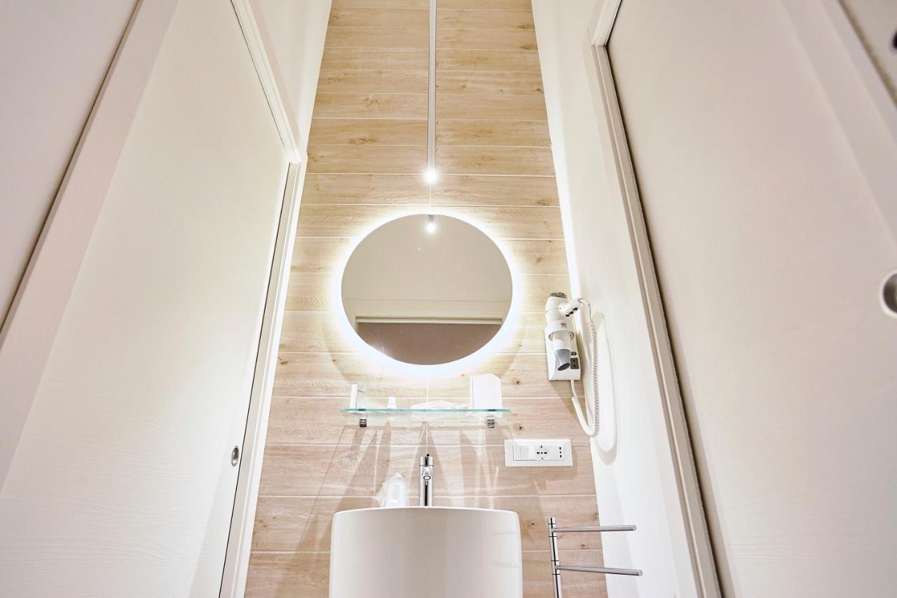 Porta Del Golfo Apartments & Suites Castellammare del Golfo Ngoại thất bức ảnh
